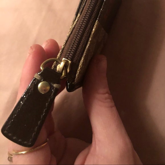 Coach Card/Wallet - Picture 4 of 5